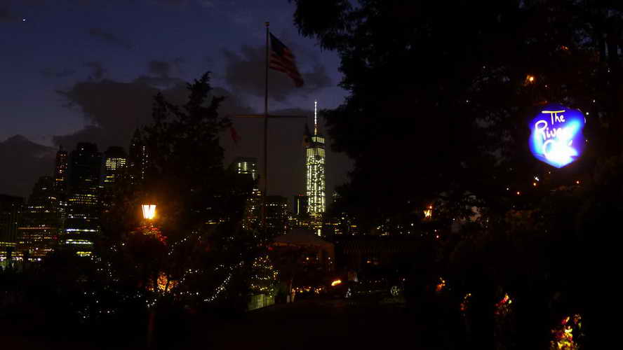 NYC_2015-06-21 21-15-27_P1110485